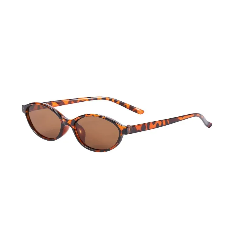 نظارات شمسية بيضاوية صغيرة للن - مراجعة Designer Sunglasses وسعره