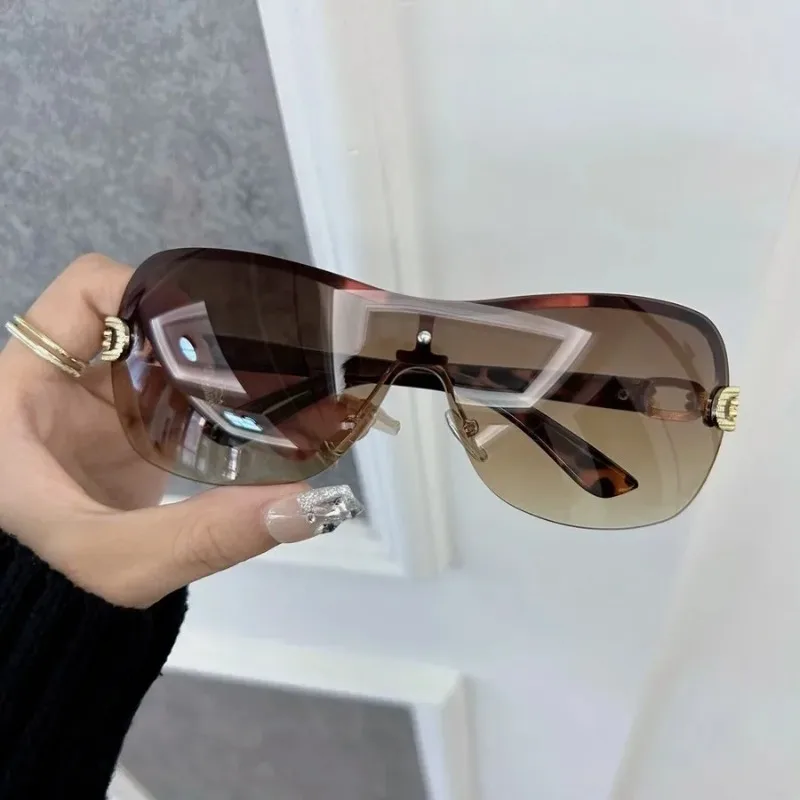 نظارات شمسية مربعة كاجوال للنس - مراجعة Designer Sunglasses وسعره