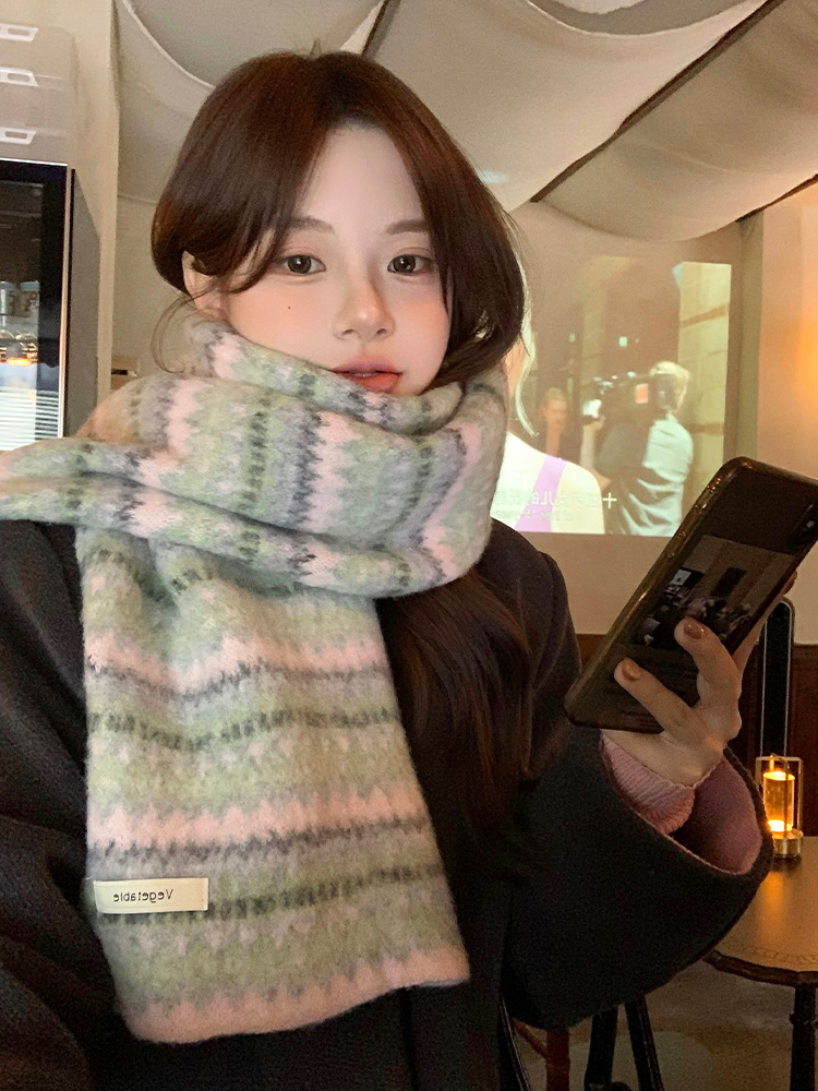 وشاح نسائي شتوي منسوج من فيلاو - مراجعة Cashmere Scarf وسعره