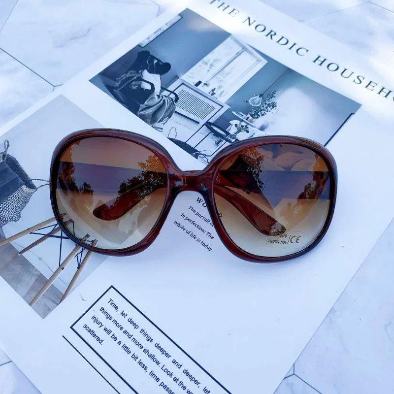 نظارات شمسية جديدة بإطار كبير  - مراجعة Sunglasses Uv400 وسعره